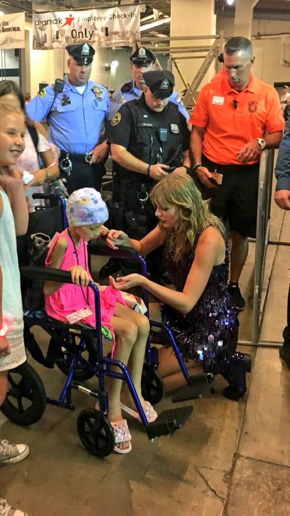 Taylor Swift Meet and Greet Tickets & VIP Packages