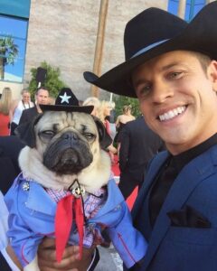 Dustin Lynch meet and greet tickets & VIP packages