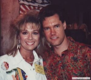 Randy Travis Meet and Greet Tickets & VIP Packages