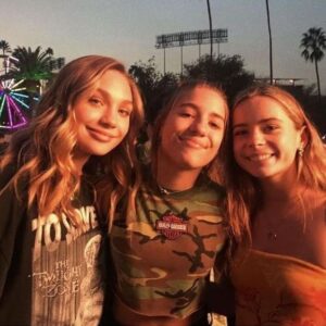 MacKenzie Porter Meet and Greet Tickets & VIP Packages
